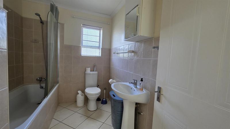 2 Bedroom Property for Sale in Hartenbos Western Cape